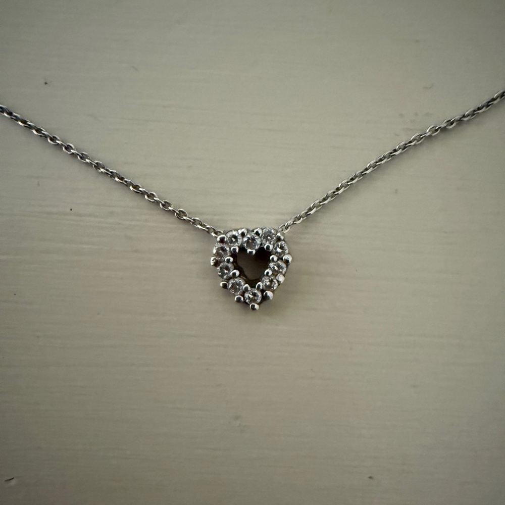 Roberto Coin 18K White Gold Diamond Heart Necklace - Picture 4 of 7